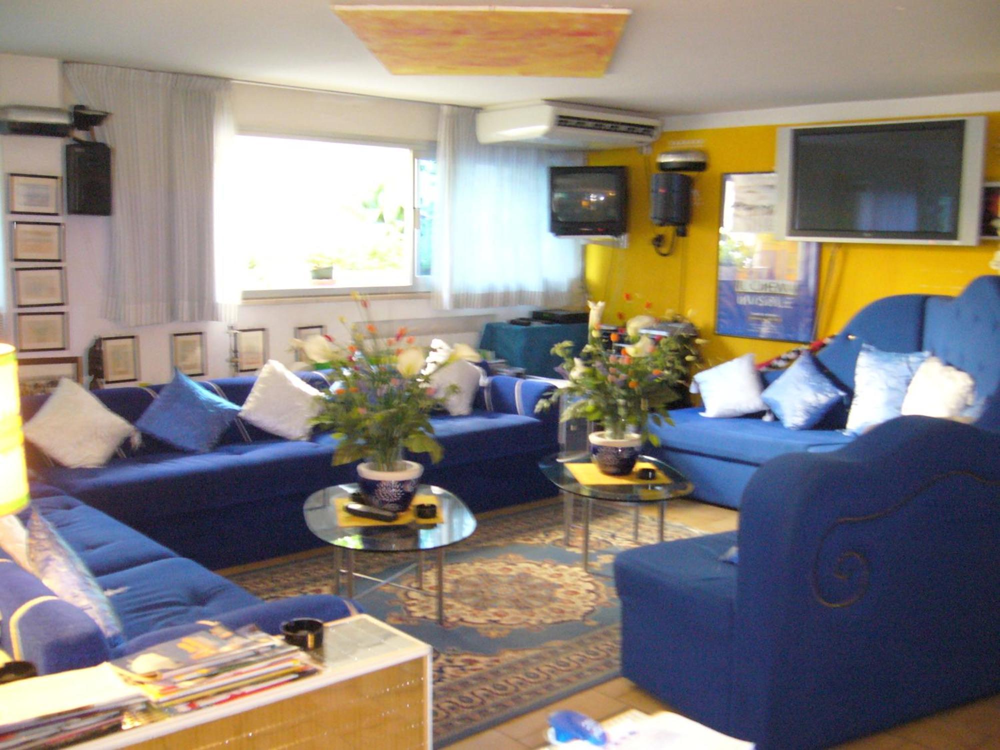 Hotel Giumer Rimini Exterior photo