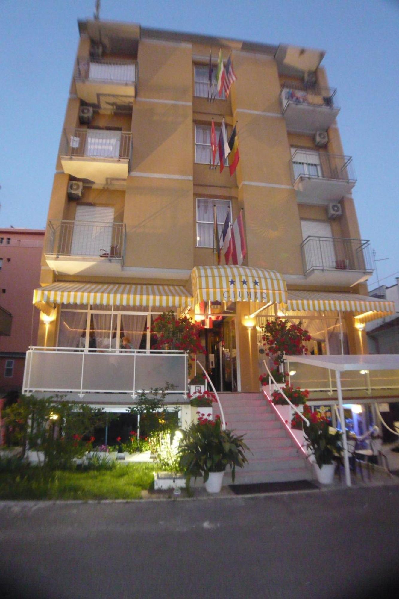Hotel Giumer Rimini Exterior photo